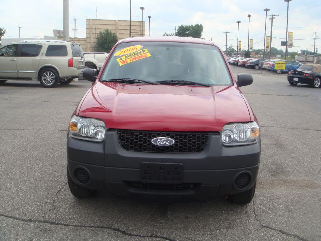 Ford Escape 2006 photo 1