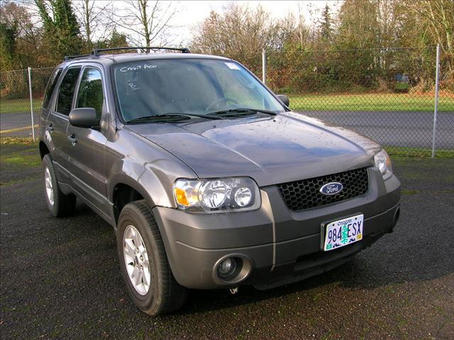 Ford Escape ESi Sport Utility