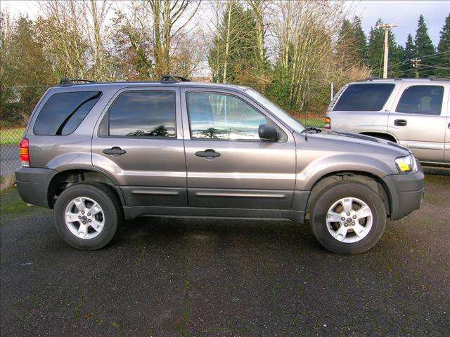 Ford Escape 2006 photo 1