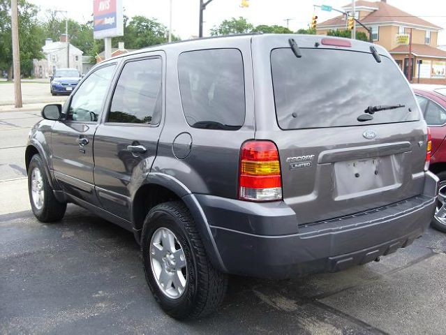 Ford Escape 2006 photo 2