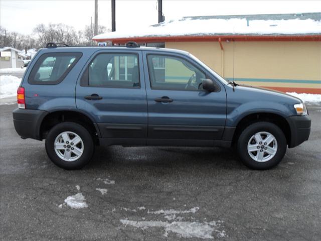 Ford Escape 2006 photo 1