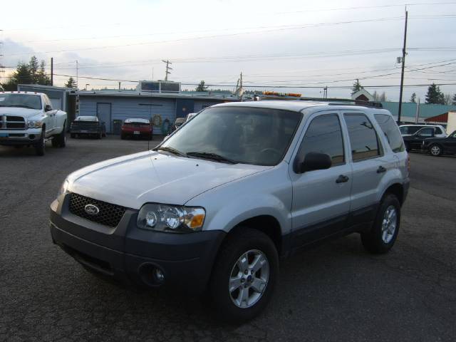 Ford Escape 2006 photo 1