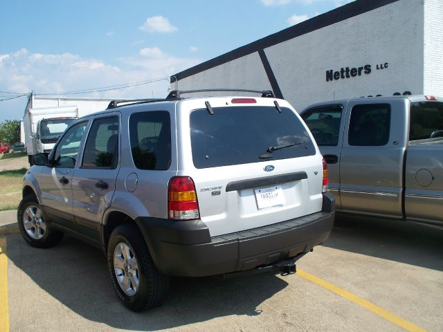 Ford Escape 2006 photo 1