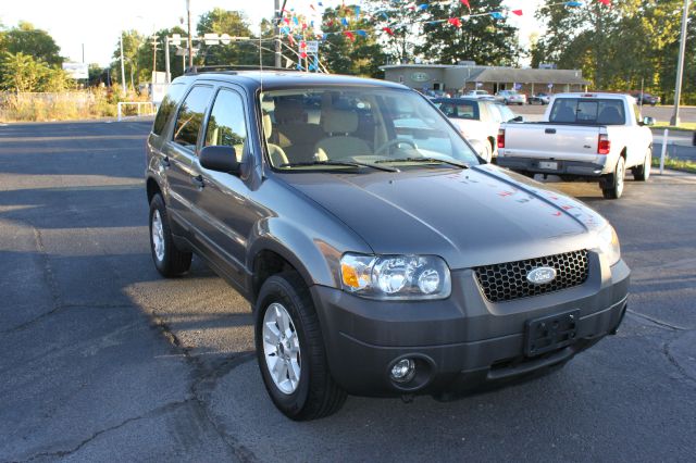 Ford Escape 2006 photo 1