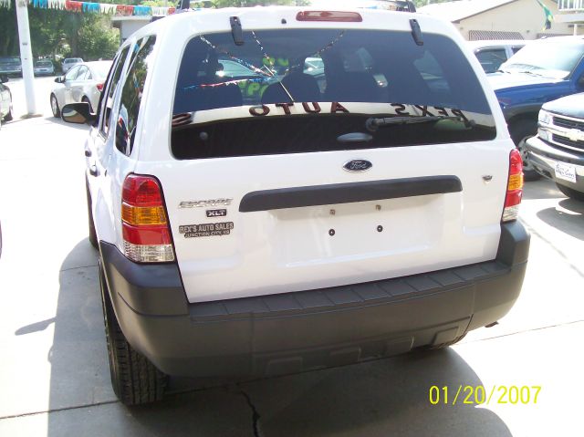 Ford Escape 2006 photo 1