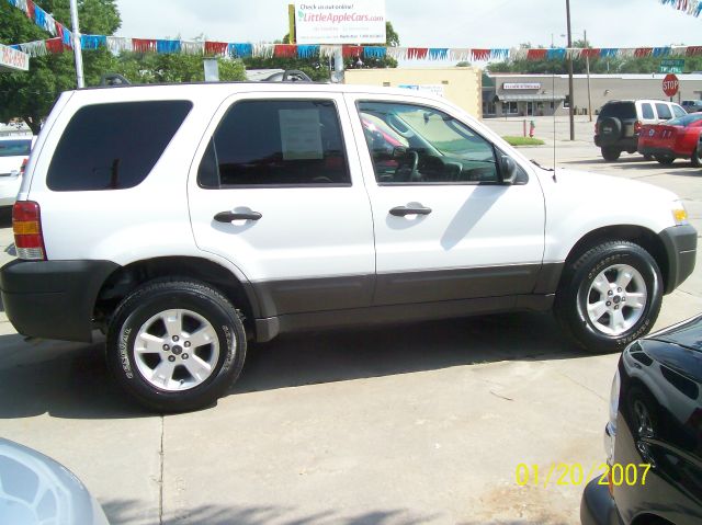 Ford Escape 2006 photo 4