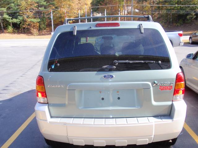 Ford Escape 2006 photo 1