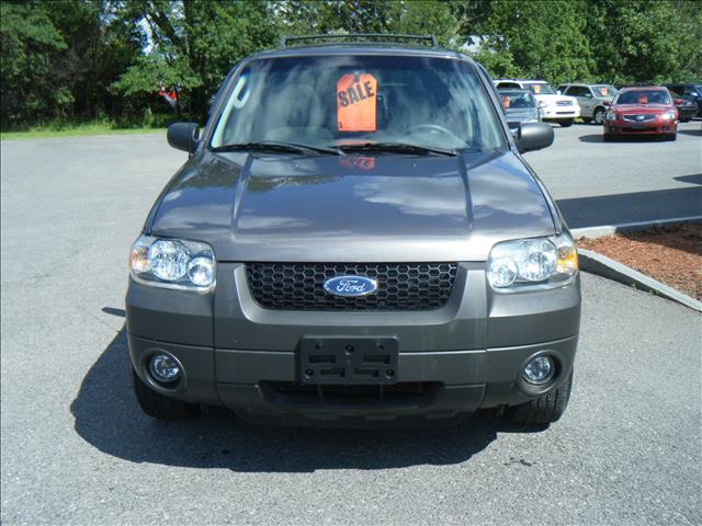 Ford Escape 2006 photo 2