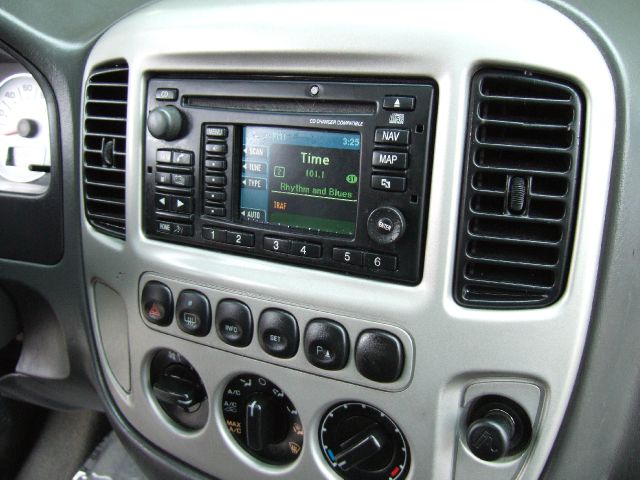 Ford Escape 2006 photo 13