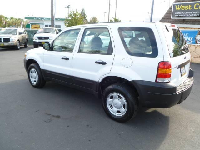 Ford Escape 2006 photo 1