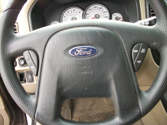 Ford Escape 2006 photo 9