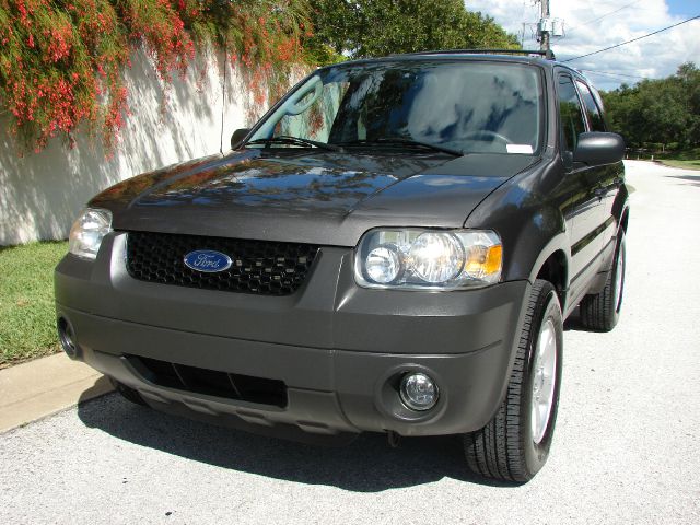 Ford Escape 2006 photo 1