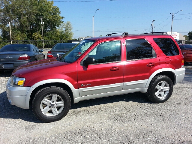 Ford Escape 2006 photo 2