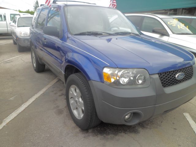 Ford Escape 2006 photo 1