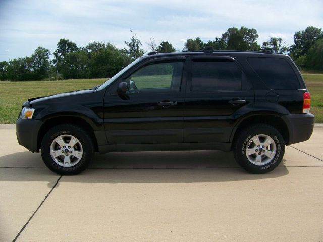 Ford Escape 2006 photo 1