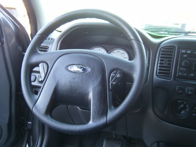 Ford Escape 2006 photo 11