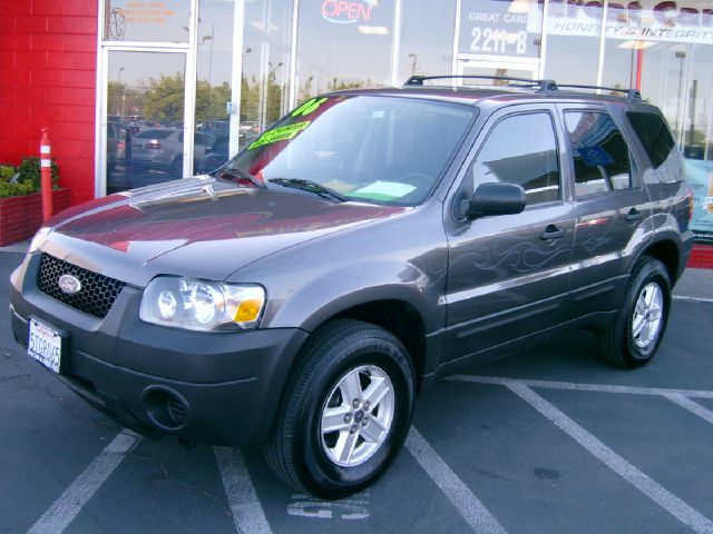 Ford Escape 2006 photo 20