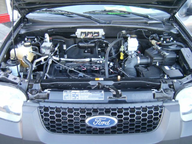 Ford Escape 2006 photo 23