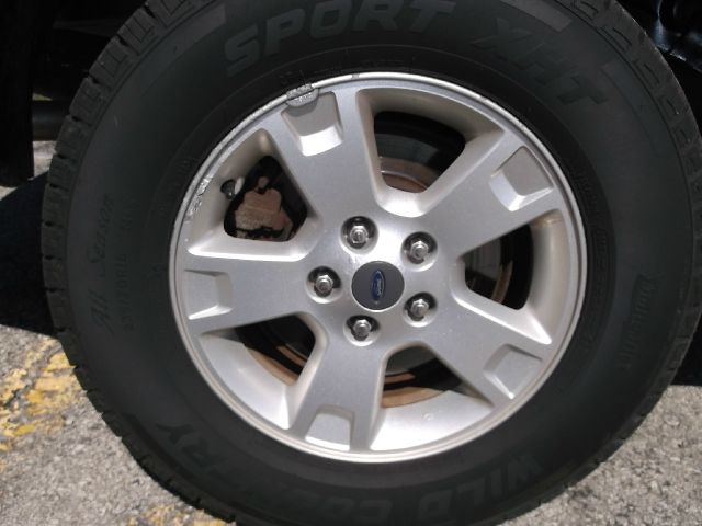 Ford Escape 2006 photo 9