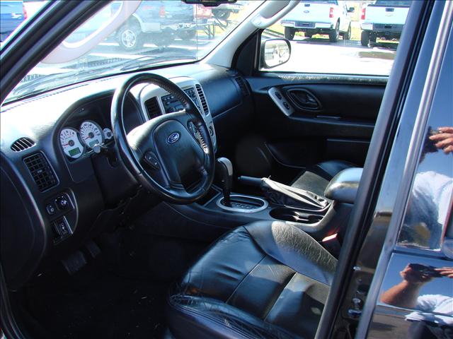 Ford Escape 2006 photo 3