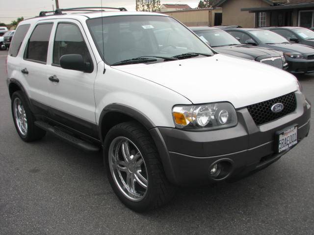 Ford Escape 2006 photo 3