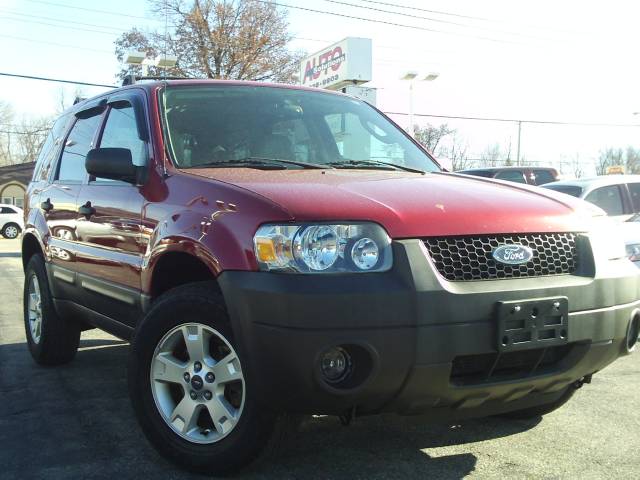 Ford Escape ESi Sport Utility