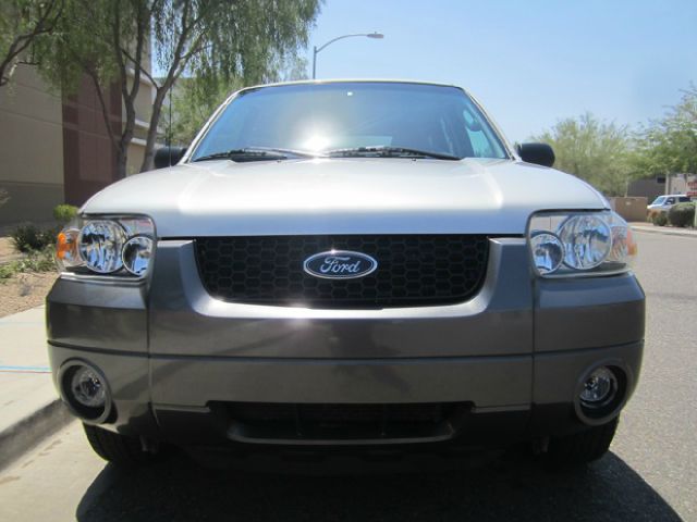 Ford Escape 2006 photo 1