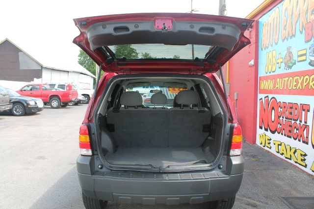 Ford Escape 2006 photo 4