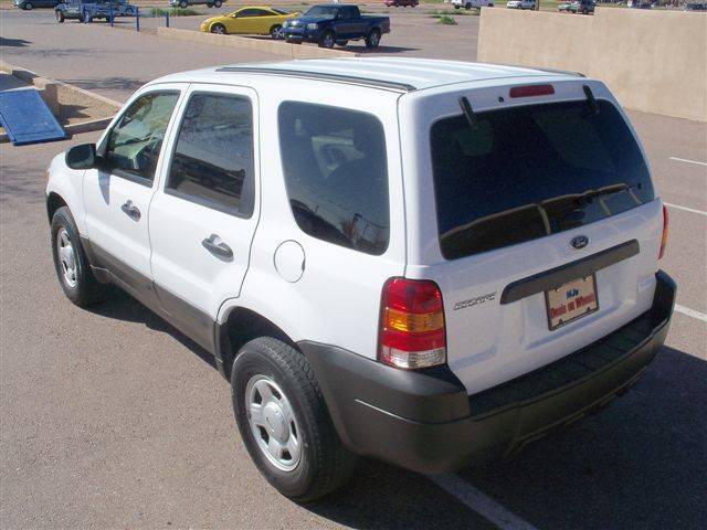 Ford Escape 2006 photo 3