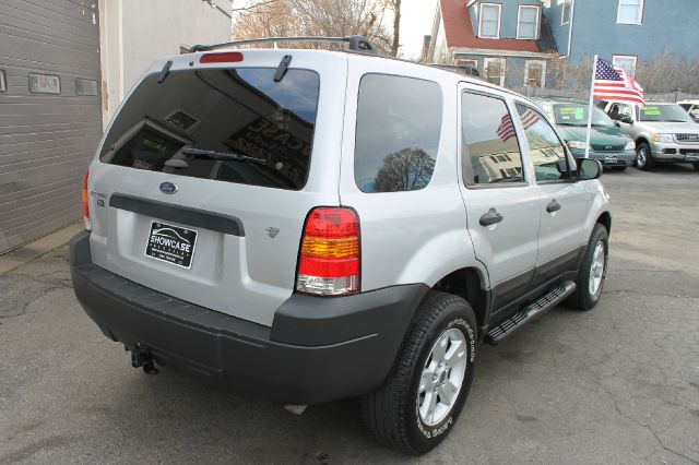 Ford Escape 2006 photo 1