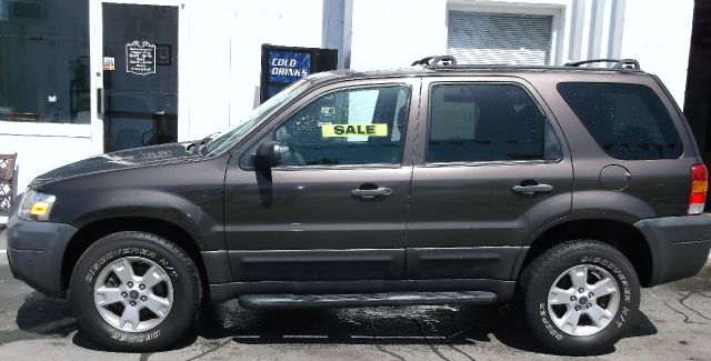 Ford Escape 2006 photo 3