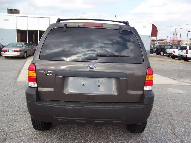 Ford Escape 2006 photo 3