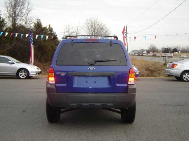 Ford Escape 2006 photo 3