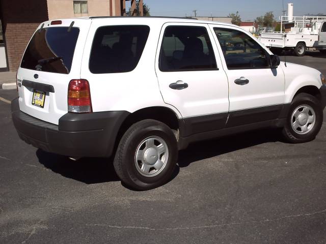 Ford Escape 2006 photo 2