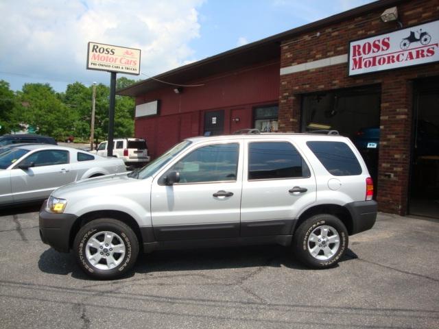 Ford Escape 2006 photo 1