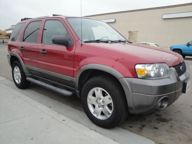 Ford Escape 2006 photo 1