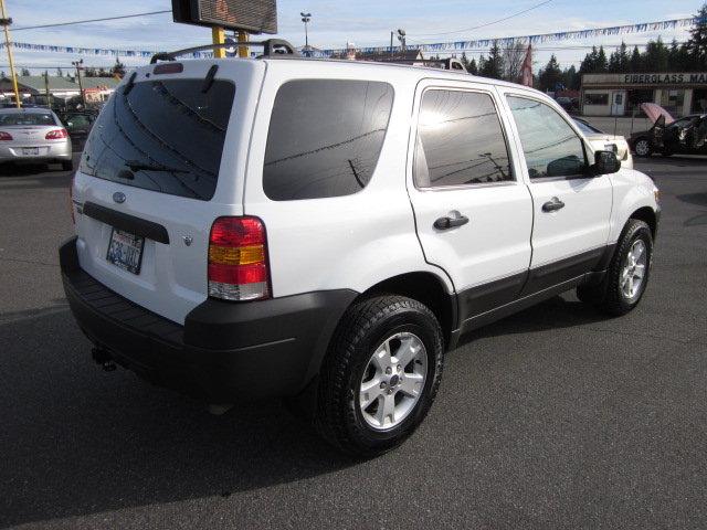 Ford Escape 2006 photo 1