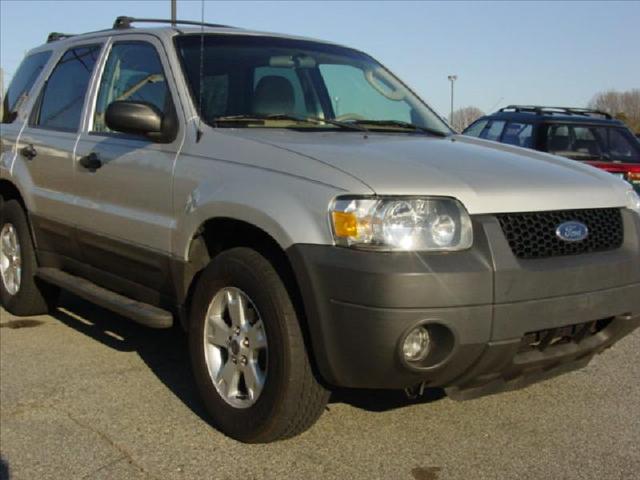 Ford Escape 2006 photo 1