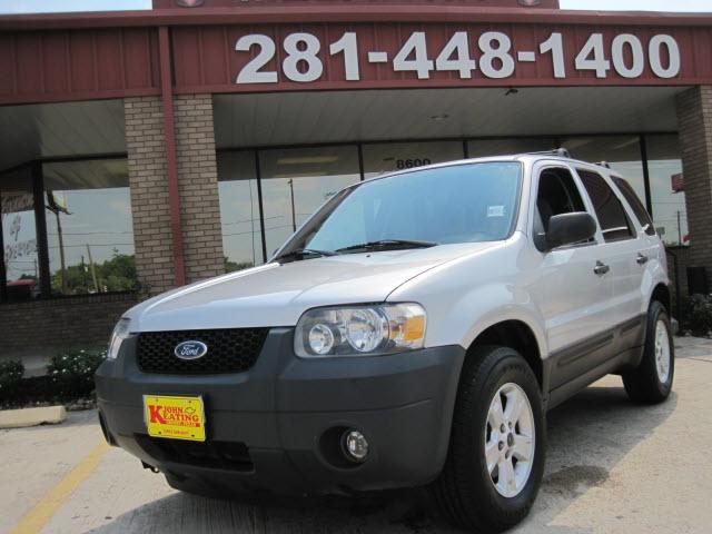 Ford Escape ESi Sport Utility