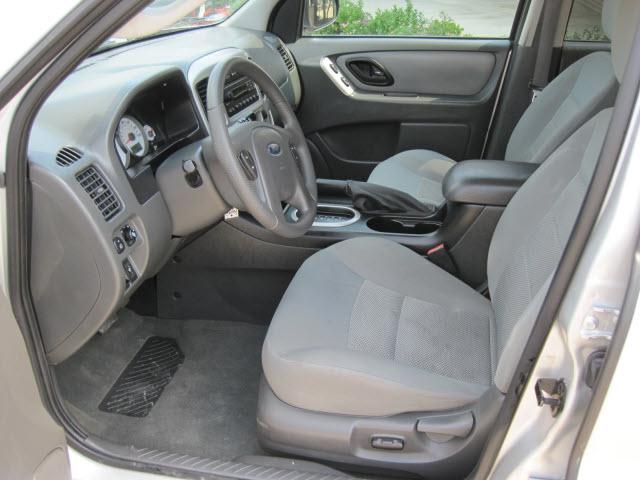 Ford Escape 2006 photo 3