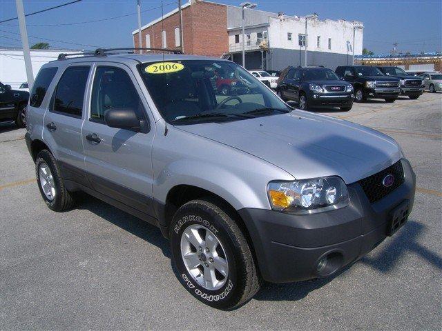 Ford Escape 2006 photo 1