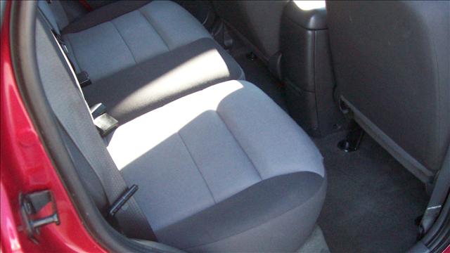 Ford Escape 2006 photo 2