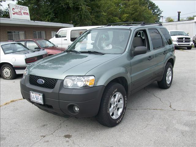 Ford Escape 2006 photo 1