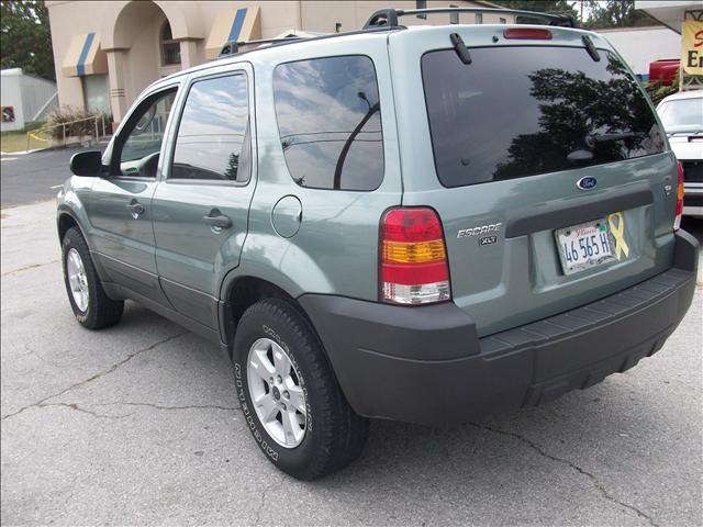 Ford Escape 2006 photo 2