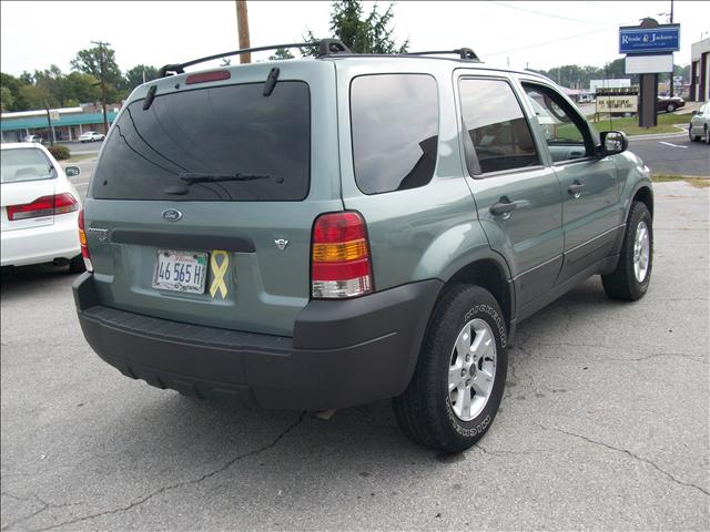 Ford Escape 2006 photo 3