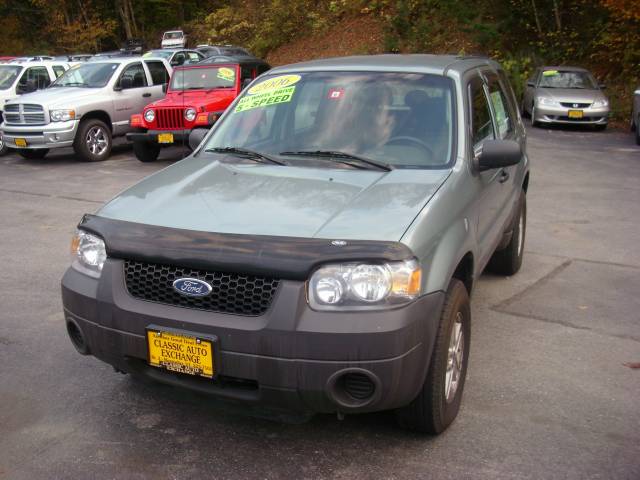 Ford Escape 2006 photo 2