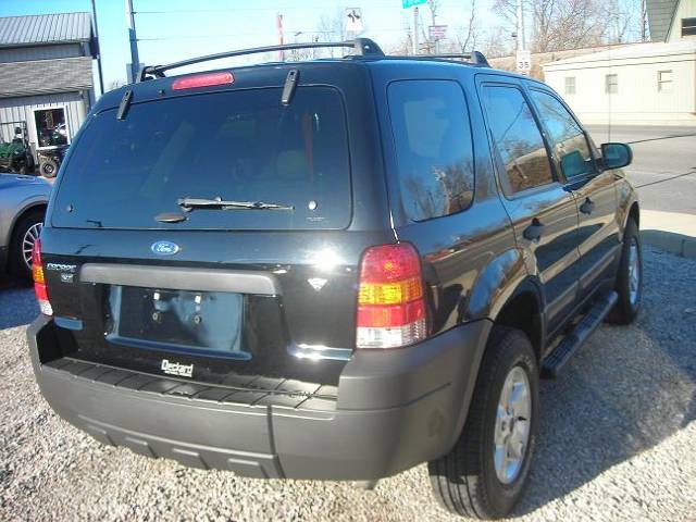 Ford Escape 2006 photo 1