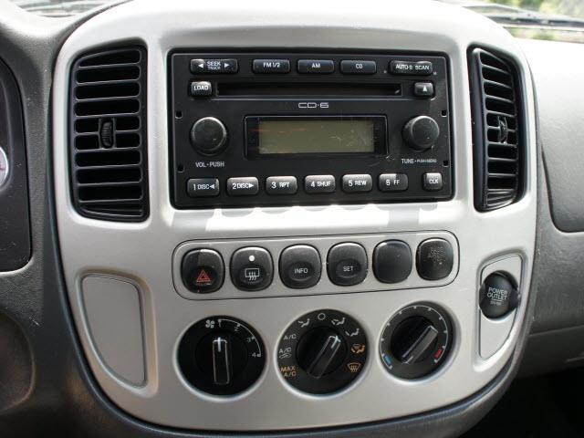 Ford Escape 2006 photo 8