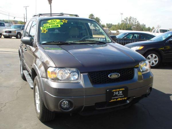 Ford Escape ESi Sport Utility