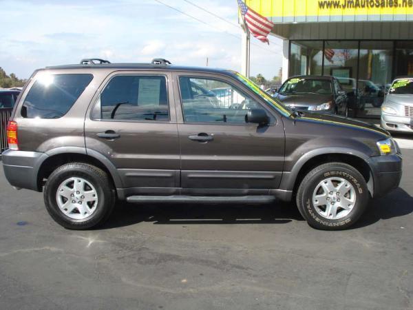 Ford Escape 2006 photo 1